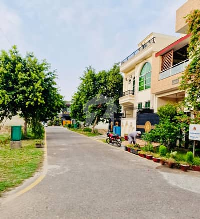 05 Marla Builder Location Corner Plots and General Location Plots Available in All Categories Phase 2 and Phase 3 All Dues Paid