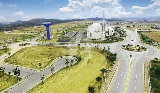 ڈی ایچ اے ڈیفینس فیز 6 ڈی ایچ اے ڈیفینس,اسلام آباد میں 1 کنال رہائشی پلاٹ 1.45 کروڑ میں برائے فروخت۔ ڈی ایچ اے ڈیفینس فیز 6 ڈی ایچ اے ڈیفینس,اسلام آباد میں 1 کنال رہائشی پلاٹ 1.45 کروڑ میں برائے فروخت۔