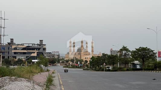گلبرگ ریزیڈنشیا - بلاک اے گلبرگ ریزیڈنشیا,گلبرگ,اسلام آباد میں 10 مرلہ رہائشی پلاٹ 1.75 کروڑ میں برائے فروخت۔ گلبرگ ریزیڈنشیا - بلاک اے گلبرگ ریزیڈنشیا,گلبرگ,اسلام آباد میں 10 مرلہ رہائشی پلاٹ 1.75 کروڑ میں برائے فروخت۔