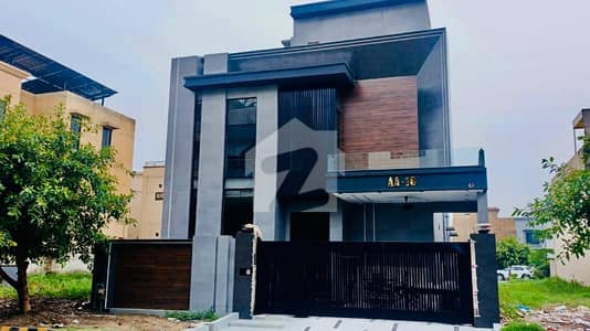 Prime Location 10 Marla House Ideally Situated In Citi Housing Phase 1 - Block AA