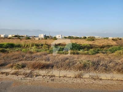 1,000 SQ. YDS. PLOT FOR SALE - DHA PHASE 8 KARACHI - OFF Ghalib