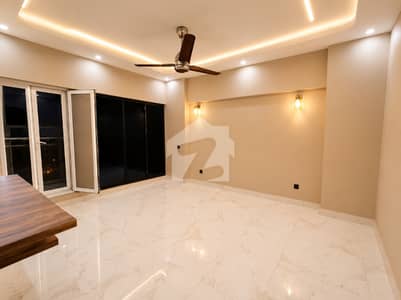 Fully Renovated 3 Bed Drawing Launch Apartment For Rent