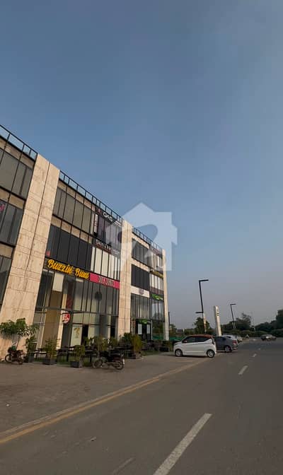 Premium Location Commercial Building Available for Rent