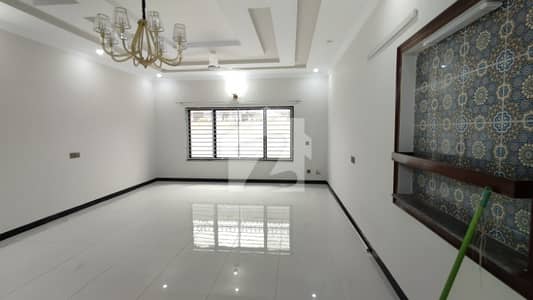 1 Kanal Full House available for rent in G15 with all facilities