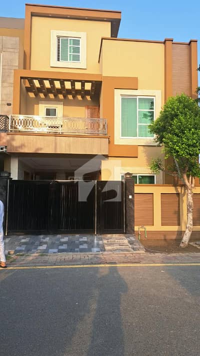 5 Marla Modern Design House For Sale In Dream Gardens Phase-2 Lahore