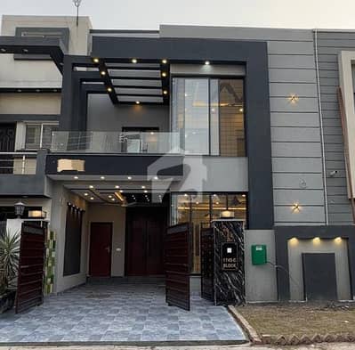 Stylish 5 Marla House With Premium Finishing | Ready To Move For Sale At Bahria Orchard Phase 2 Raiwind Lahore