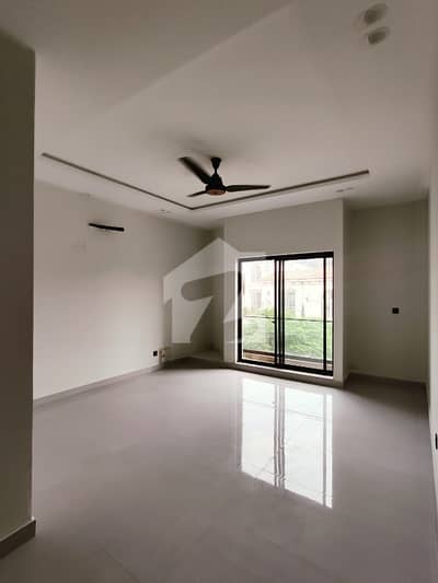Luxury 14 Marla House In D-12/2 Islamabad