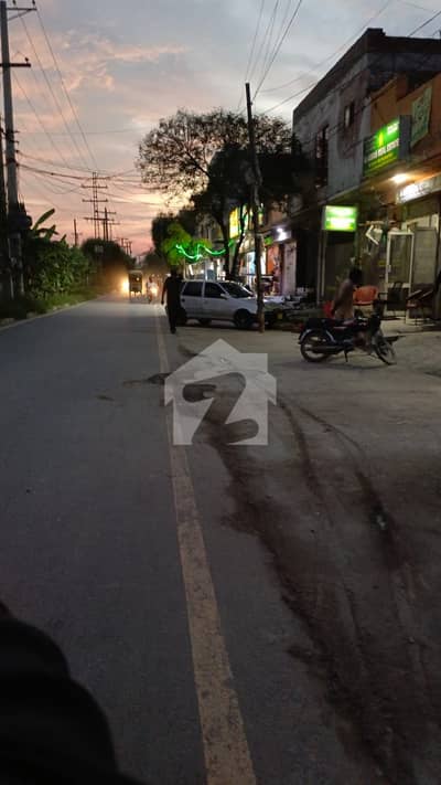 ALHAMBRA TOWN. ( 1 KANAL PLOT FOR SALE ) PRIME LOCATION NEAR TO UCP UNIVERSITY