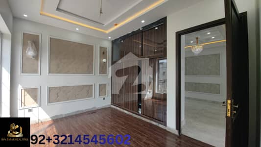 6 Marla Corner House For Sale In Prime Location
