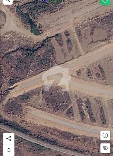 1 KANAL PLOT AVAILABLE FOR SALE IN C-15