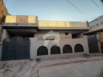 دھمیال روڈ راولپنڈی میں 3 کمروں کا 8 مرلہ مکان 1.2 کروڑ میں برائے فروخت۔