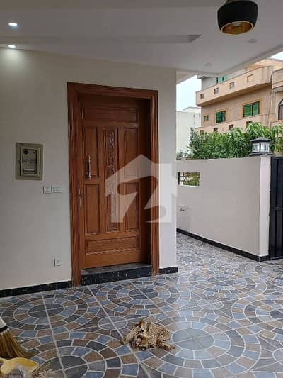 07 Marla House For Rent In G-13 Islamabad