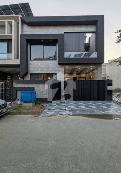 5 Marla Brand New House For Sale In Lake City Sector M7B