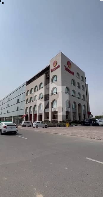 لیک سٹی رائیونڈ روڈ,لاہور میں 16 مرلہ Studio عمارت 80.0 کروڑ میں برائے فروخت۔