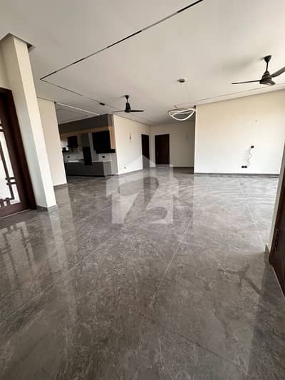 Ultra Modern 500 Villa For Sale In Phase 8 Ocean Veiw 6 Specious Bedrooms Proper Two Unit