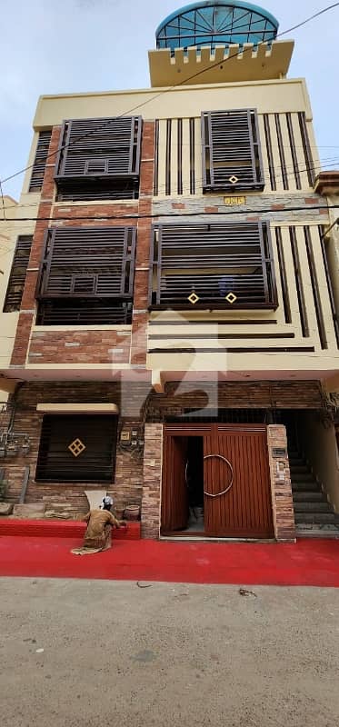 گلستانِِ جوہر ۔ بلاک 7 گلستانِ جوہر,کراچی میں 9 کمروں کا 5 مرلہ مکان 3.6 کروڑ میں برائے فروخت۔ گلستانِِ جوہر ۔ بلاک 7 گلستانِ جوہر,کراچی میں 9 کمروں کا 5 مرلہ مکان 3.6 کروڑ میں برائے فروخت۔