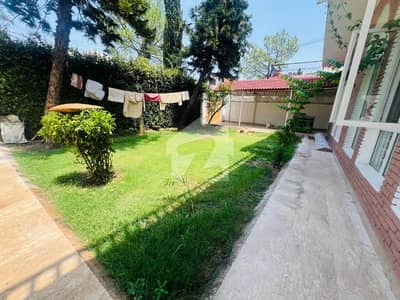 5 marla plot For sale chaklala scheme 3 rawalpindi beautiful location all facilities available