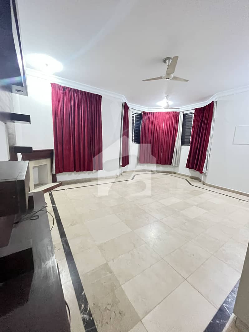 3 Bed Lower Ground Basement Available For Rent In F11 3 Bed Lower Ground Basement Available For Rent In F11