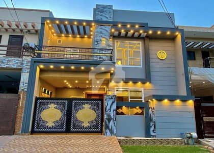 5 Marla Ultra Modern Brand New House For Sale In Eden Executive Extension Block K. J Block Fsd