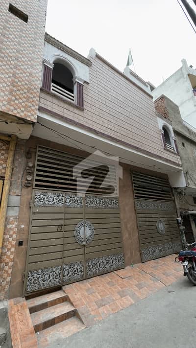 اچھرہ لاہور میں 3 کمروں کا 3 مرلہ مکان 1.15 کروڑ میں برائے فروخت۔