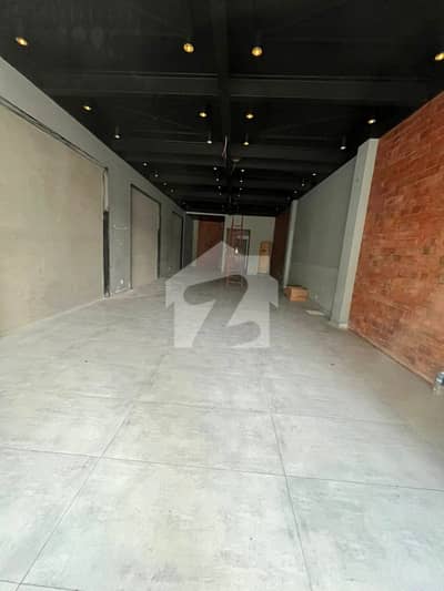 Shop Available for Rent 700 sq. ft Prime Location on MM Alam Road, Gulberg Lahore