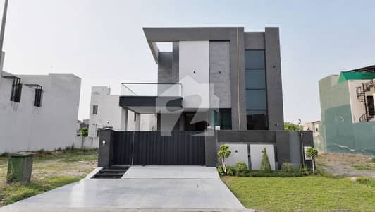 10 MARLA ULTRA-MODERN HOUSE FOR SALE | PRIME LOCATION | NEAR TO PARK | DHA PHASE 5 LAHORE 10 MARLA ULTRA-MODERN HOUSE FOR SALE | PRIME LOCATION | NEAR TO PARK | DHA PHASE 5 LAHORE