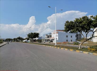 Gulberg Residencia Block E 1 Kanal Plot For Sale