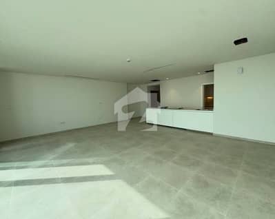 EMAAR 3BED DD FLAT FOR RENT