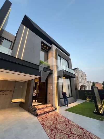 1 Kanal Brand New Upper Portion For Rent