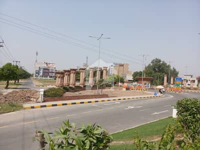 واپڈا سٹی فیصل آباد میں 10 مرلہ رہائشی پلاٹ 2.1 کروڑ میں برائے فروخت۔ واپڈا سٹی فیصل آباد میں 10 مرلہ رہائشی پلاٹ 2.1 کروڑ میں برائے فروخت۔