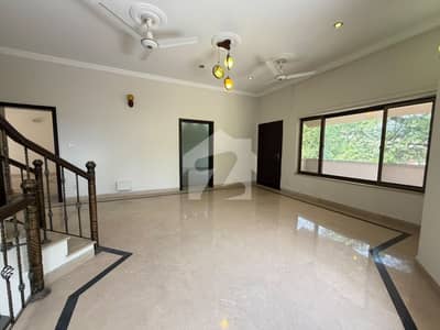 F-7 07 Bedroom Triple Storey House For Rent Most Reasonable