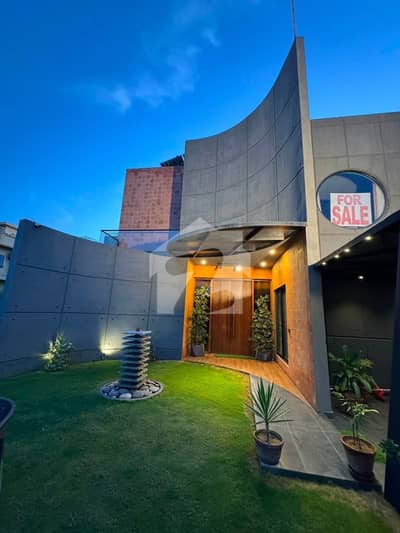 Ultra-Luxury Brand New 5 Bedroom Furnished Villa - Prime Location DHA Phase 2