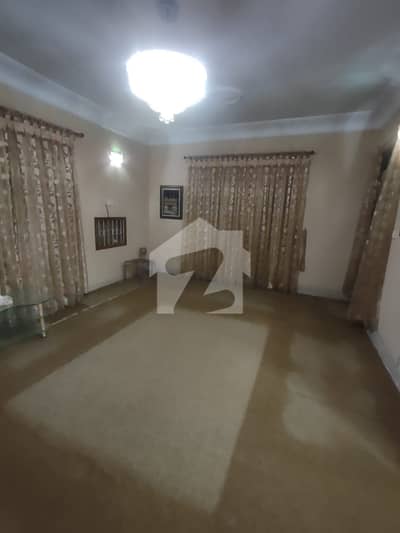 INDEPENDENT HOUSE FOR OFFICE USE
