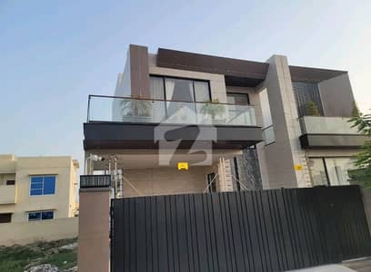 ڈی ایچ اے فیز 1 ۔ سیکٹر ایم ڈی ایچ اے فیز 1,ڈی ایچ اے ڈیفینس,ملتان میں 5 کمروں کا 1 کنال مکان 10.0 کروڑ میں برائے فروخت۔ ڈی ایچ اے فیز 1 ۔ سیکٹر ایم ڈی ایچ اے فیز 1,ڈی ایچ اے ڈیفینس,ملتان میں 5 کمروں کا 1 کنال مکان 10.0 کروڑ میں برائے فروخت۔