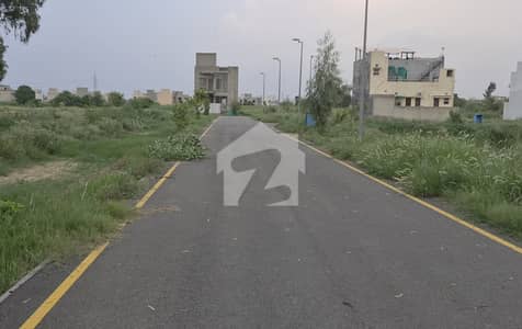 او ایل سی ۔ بلاک بی اوورسیز لو کاسٹ,بحریہ آرچرڈ فیز 2,بحریہ آرچرڈ,لاہور میں 5 مرلہ رہائشی پلاٹ 70.0 لاکھ میں برائے فروخت۔