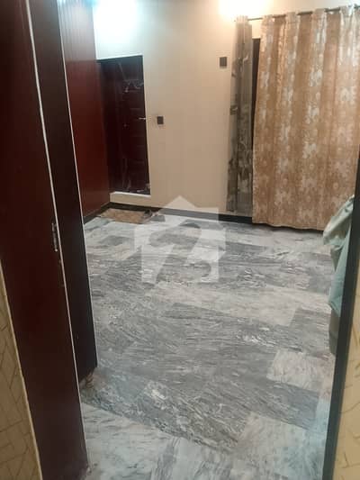 ڈیفنس روڈ راولپنڈی میں 4 کمروں کا 5 مرلہ مکان 1.52 کروڑ میں برائے فروخت۔