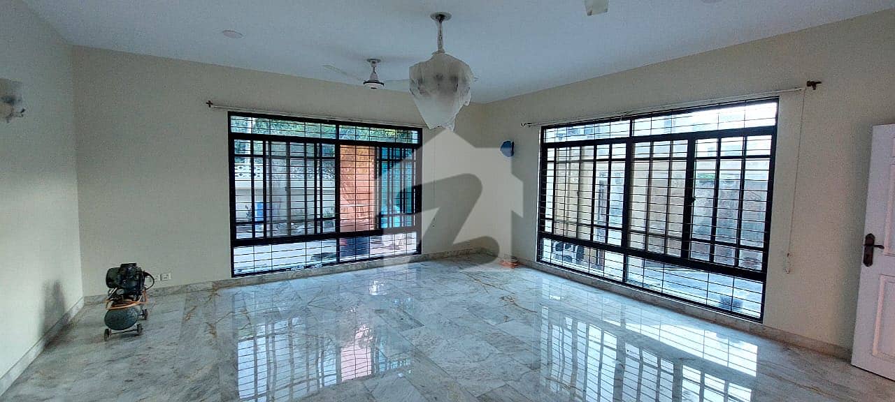 500yd House For Rent in Phase 6 500yd House For Rent in Phase 6