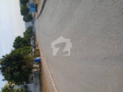 1 Kanal Solid Land Plot With 6 Marla Extra Land For Sale