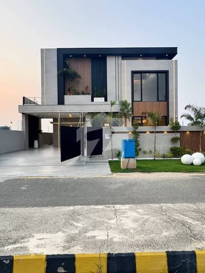1 Kanal Unfurnished House For Sale in DHA Phase 7 |