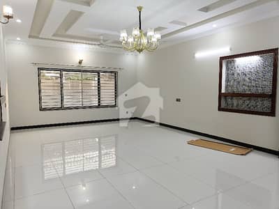 24 Marla House for rent