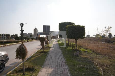 بحریہ انکلیو - سیکٹر ایف1 بحریہ انکلیو,بحریہ ٹاؤن,اسلام آباد میں 10 مرلہ رہائشی پلاٹ 1.55 کروڑ میں برائے فروخت۔