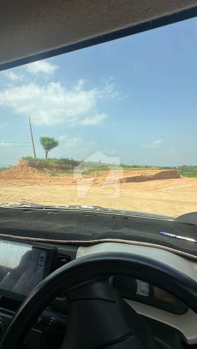 40*80 Corner Plot For Sale