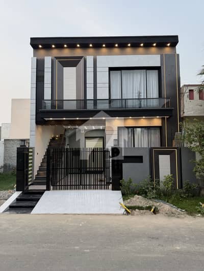 5 Marla House In Only 1 Crore 44 Lac