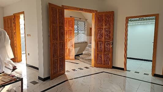 ٹاپ سٹی 1 اسلام آباد میں 2 کمروں کا 10 مرلہ زیریں پورشن 75.0 ہزار میں کرایہ پر دستیاب ہے۔