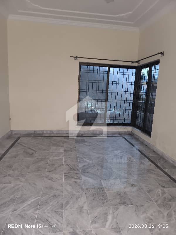 Portion 3 Bedrooms, 3 Bathrooms & DD TV Lounge, Kitchen Portion 3 Bedrooms, 3 Bathrooms & DD TV Lounge, Kitchen