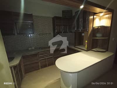 WELL MAINTAINED BOUNDARY WALL 2 BED D/D FLAT FOR RENT IN BLOCK 13-B, GULSHAN E IQBAL