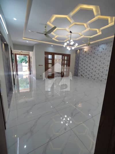 Luxury TILE FLOORING 2 BED GROUND PORTION