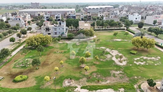 نیو لاہور سٹی ۔ فیز 2 نیو لاهور سٹی,لاہور میں 3 مرلہ رہائشی پلاٹ 18.5 لاکھ میں برائے فروخت۔ نیو لاہور سٹی ۔ فیز 2 نیو لاهور سٹی,لاہور میں 3 مرلہ رہائشی پلاٹ 18.5 لاکھ میں برائے فروخت۔