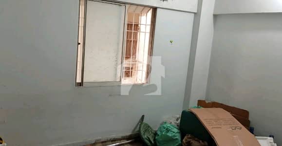 گلستانِِ جوہر ۔ بلاک 13 گلستانِ جوہر,کراچی میں 2 کمروں کا 4 مرلہ فلیٹ 65.0 لاکھ میں برائے فروخت۔ گلستانِِ جوہر ۔ بلاک 13 گلستانِ جوہر,کراچی میں 2 کمروں کا 4 مرلہ فلیٹ 65.0 لاکھ میں برائے فروخت۔