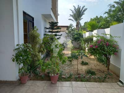 ڈی ایچ اے فیز 6 ڈی ایچ اے ڈیفینس,کراچی میں 5 کمروں کا 1 کنال مکان 6.0 لاکھ میں کرایہ پر دستیاب ہے۔ ڈی ایچ اے فیز 6 ڈی ایچ اے ڈیفینس,کراچی میں 5 کمروں کا 1 کنال مکان 6.0 لاکھ میں کرایہ پر دستیاب ہے۔